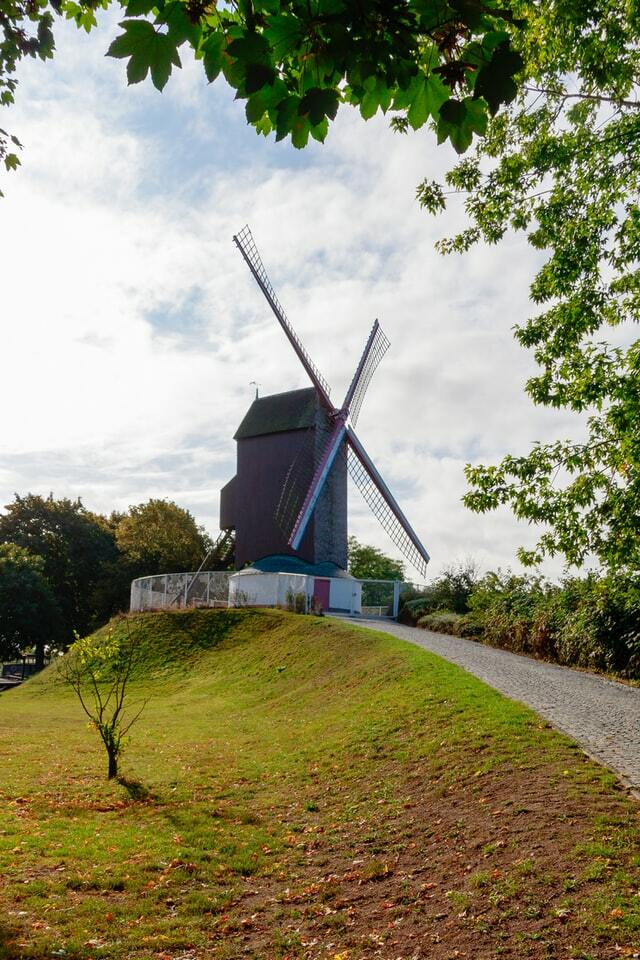 Foto de un molino en Brujas, Bélgica